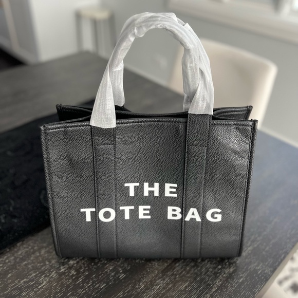 The Medium Tote Bag Handbag Purse Crossbody Black Faux Leather - Picture 2 of 7